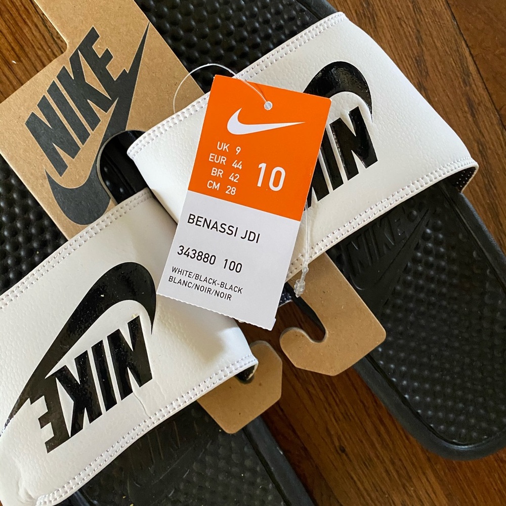 Nike brand new brand